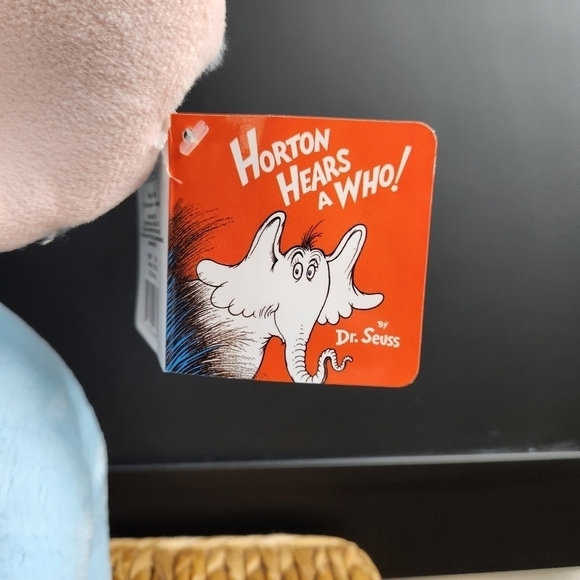 Dr. Seuss Horton Hears A Who Plush Kohl’s Cares 13” NWT - Picture 2 of 8